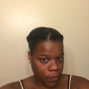 Meet your Posher, Dominque